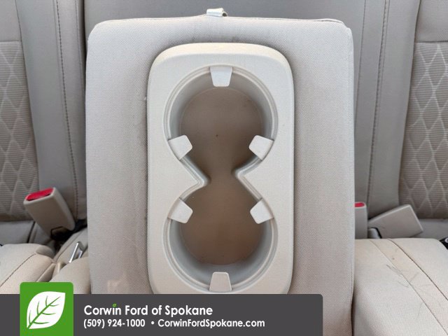 Used 2017 Nissan Titan SV AWD/4WD image 12