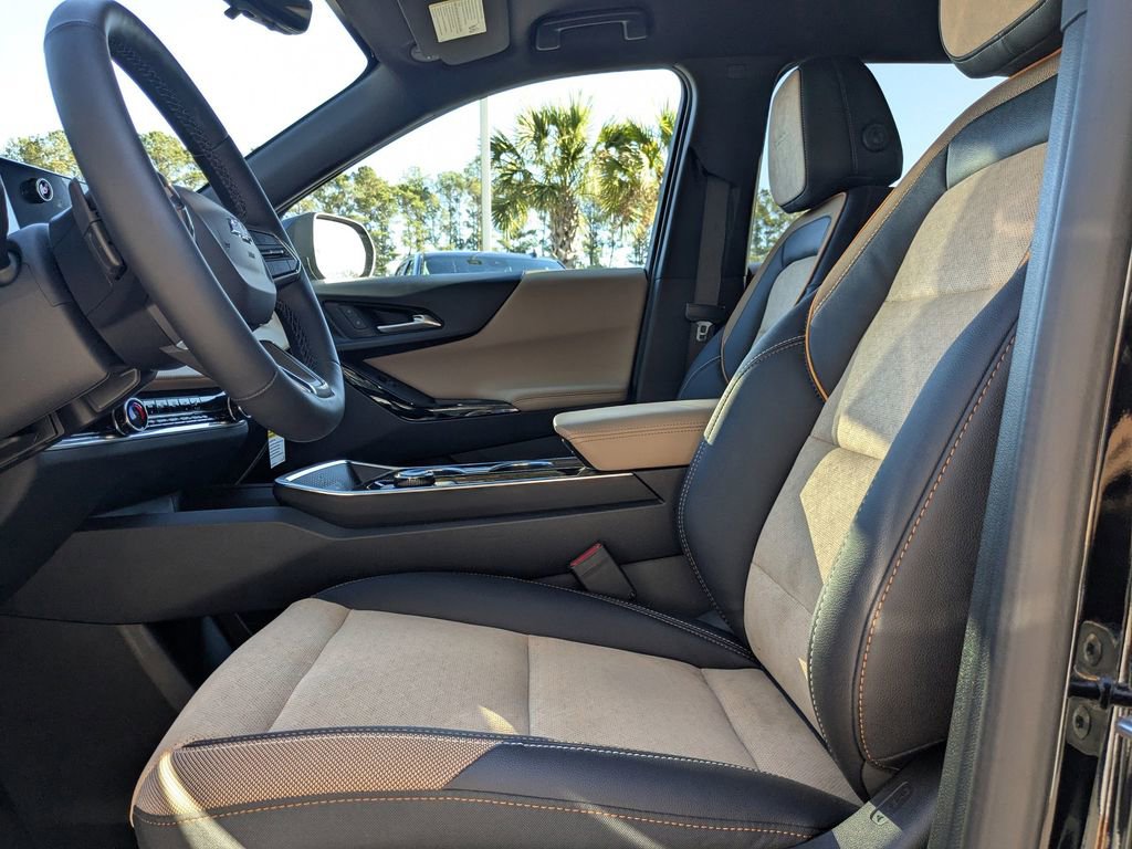 New 2025 Chevrolet Equinox ACTIV w/ Safety and Technology Package FWD image 22