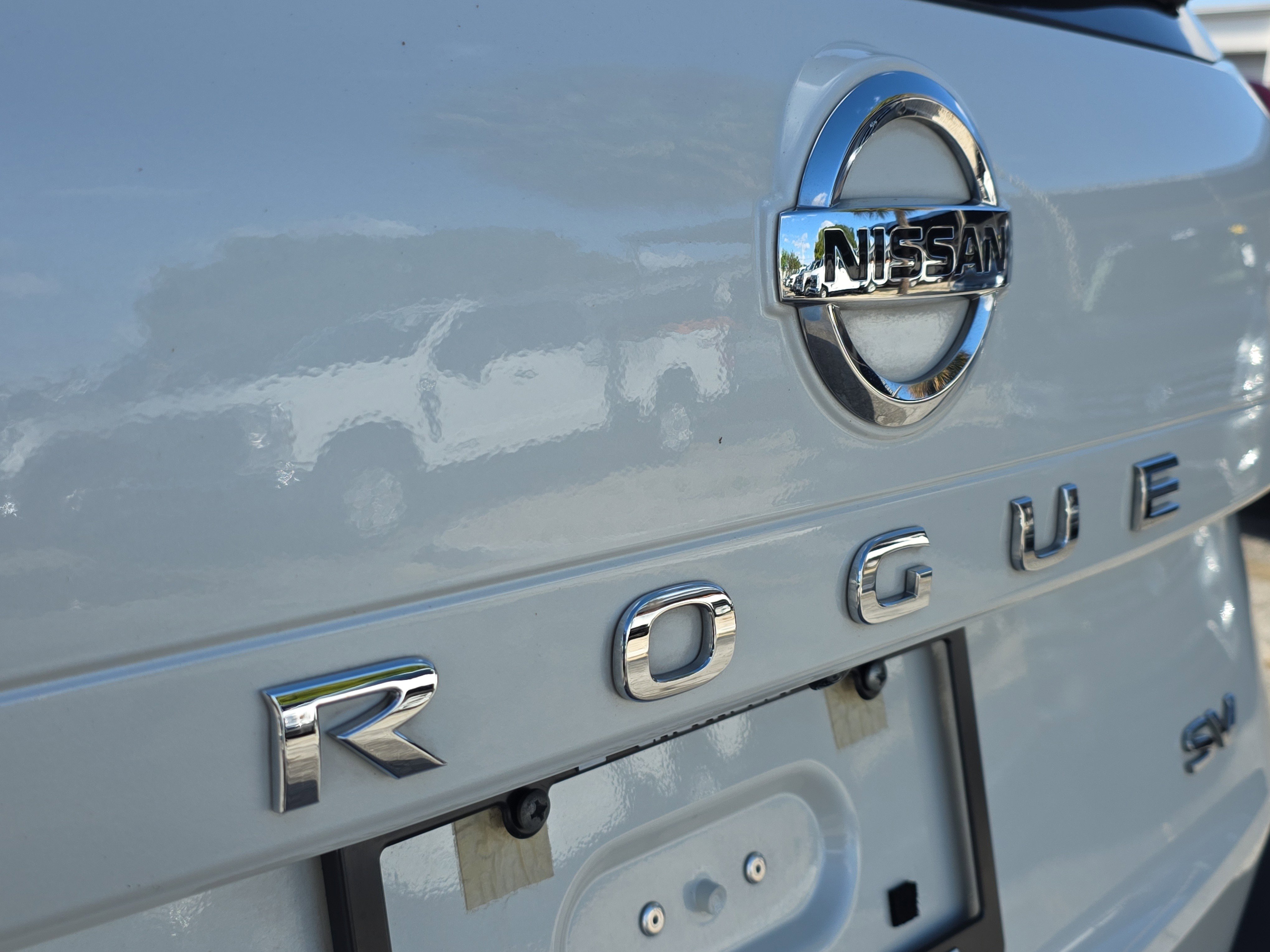 Used 2021 Nissan Rogue SV image 9