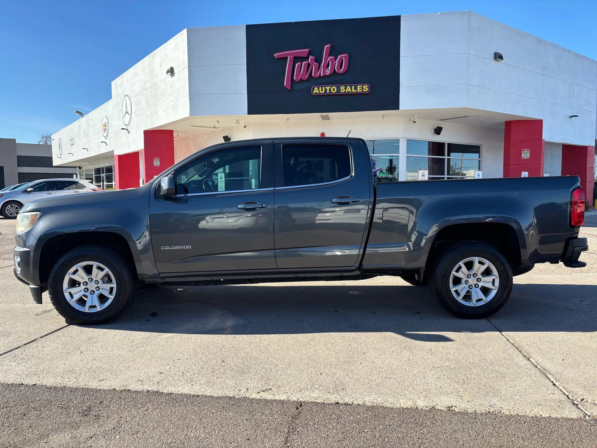 Used 2016 Chevrolet Colorado LT w/ LT Convenience Package RWD image 8