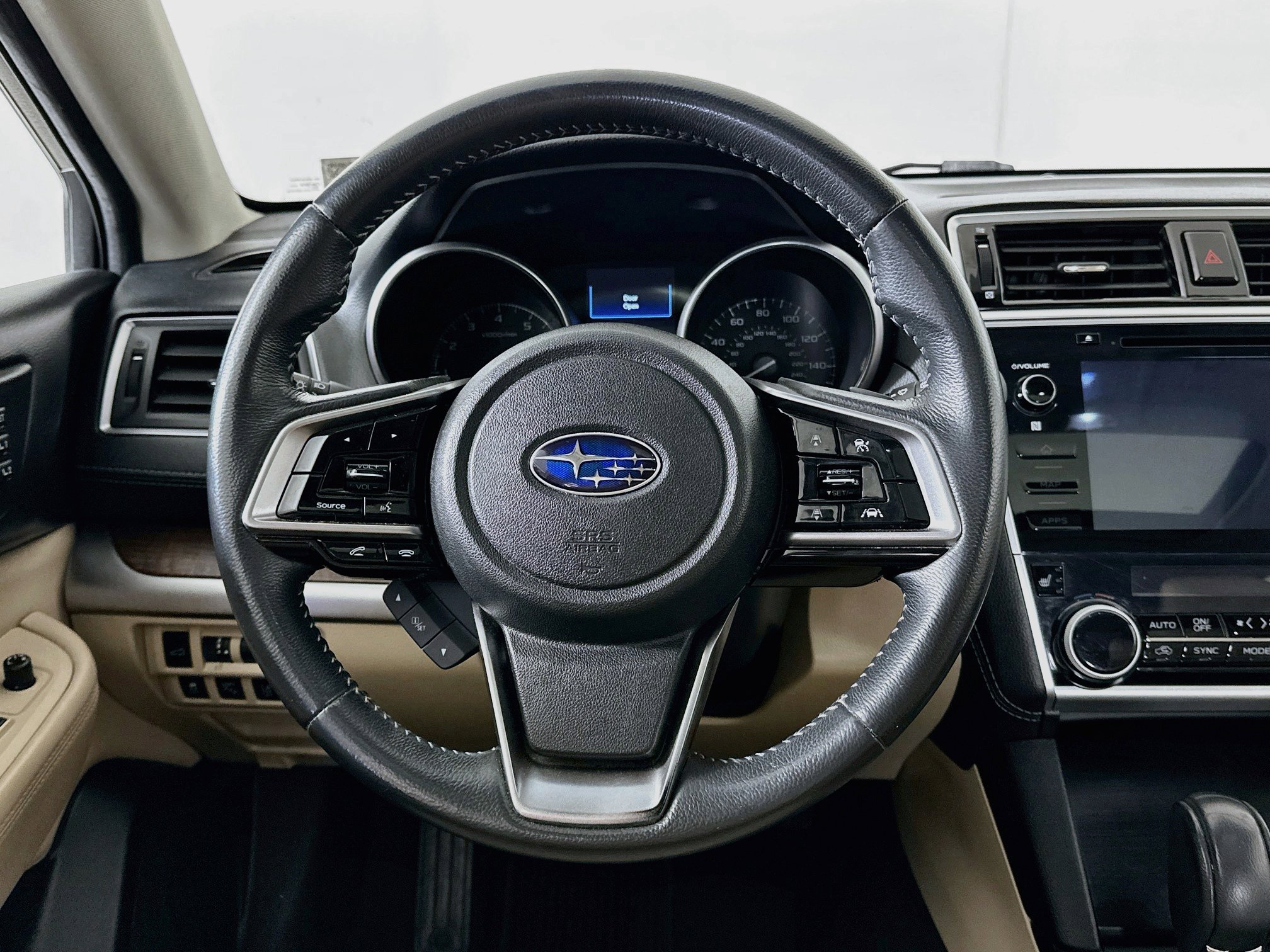 Used 2018 Subaru Outback 3.6R Limited AWD/4WD image 18