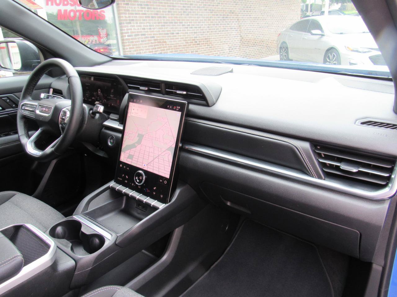 Used 2026 GMC Terrain Elevation AWD/4WD image 32