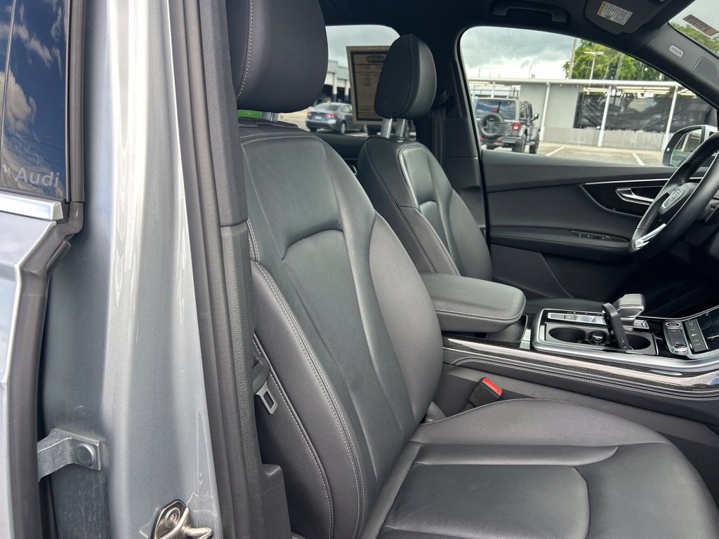 Used 2025 Audi Q7 3.0T Premium Plus AWD/4WD image 22