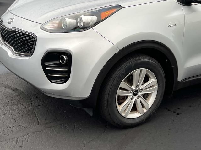 Used 2017 Kia Sportage LX w/ LX Popular Package AWD/4WD image 11