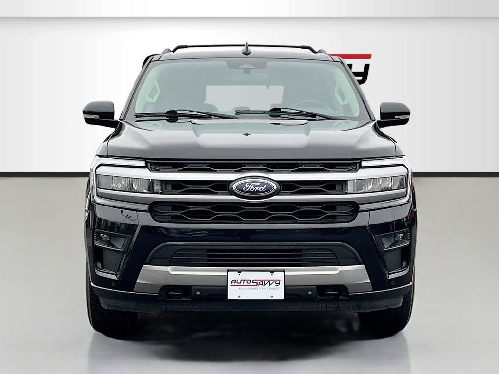 Used 2022 Ford Expedition XLT AWD/4WD image 2