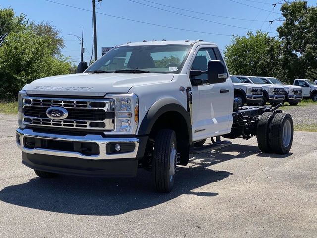 New 2025 Ford F550 4x4 Regular Cab Super Duty image 11