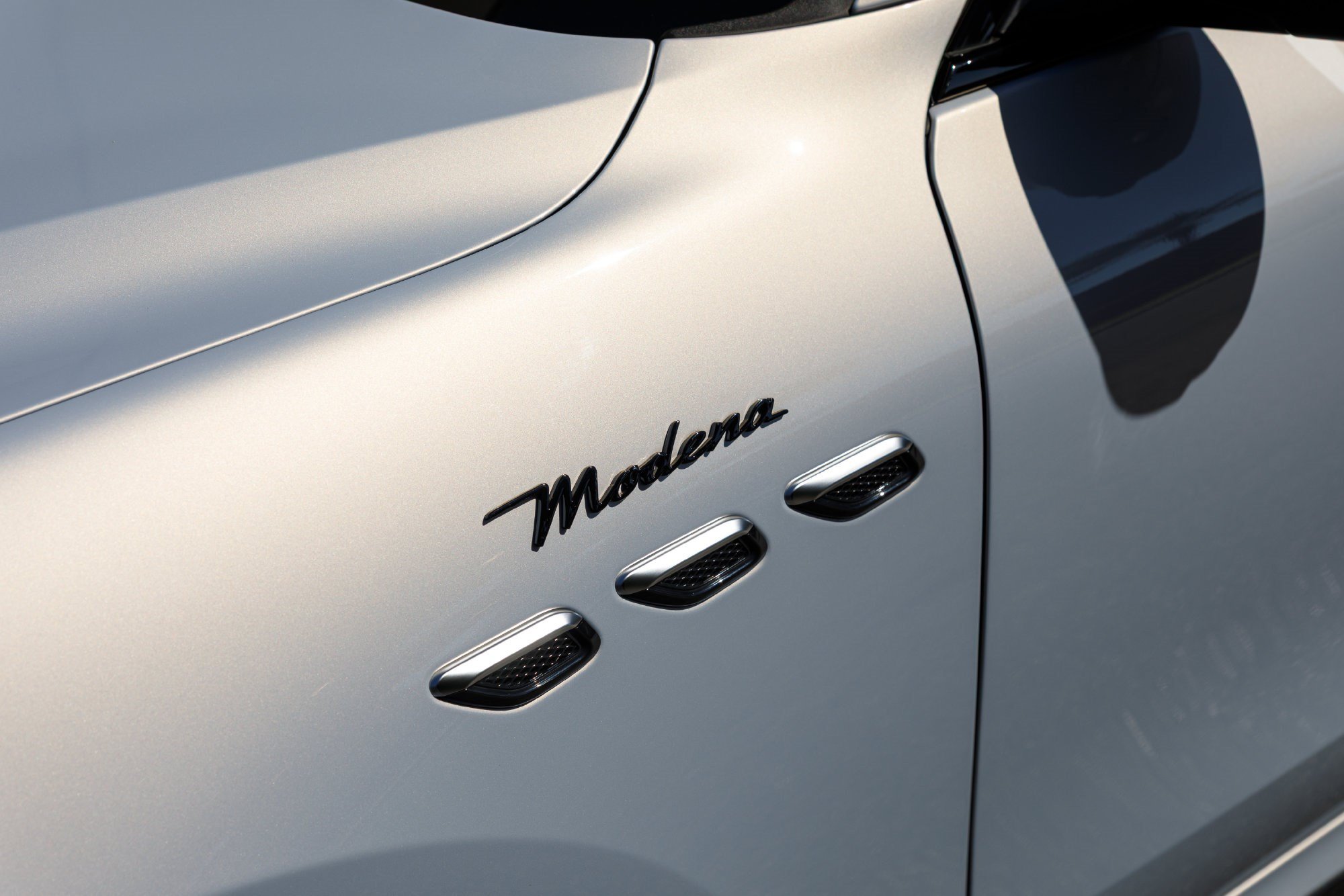 Used 2023 Maserati Grecale Modena AWD/4WD image 14