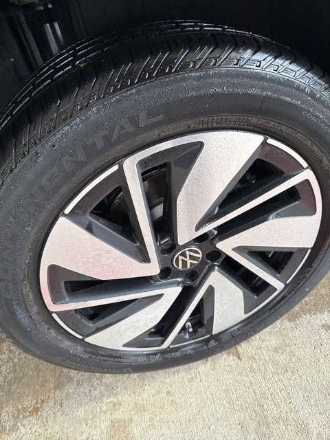 Used 2024 Volkswagen Atlas SEL image 30