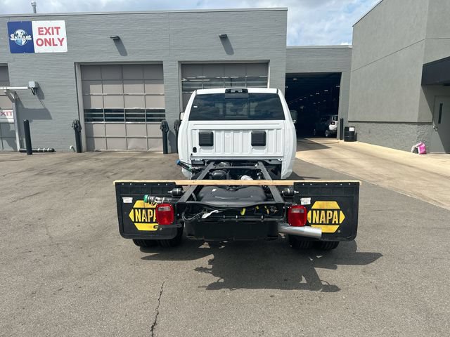 New 2026 RAM 3500 Tradesman AWD/4WD image 17