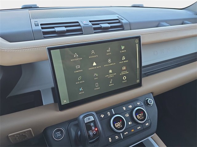 Used 2025 Land Rover Defender 110 S image 23