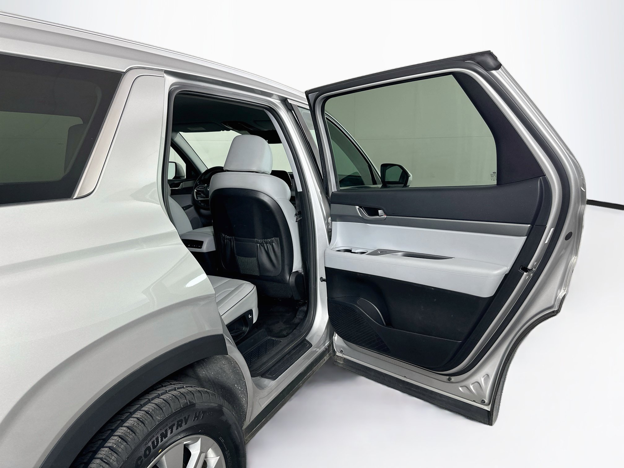 Used 2025 Hyundai Palisade SEL AWD/4WD image 32
