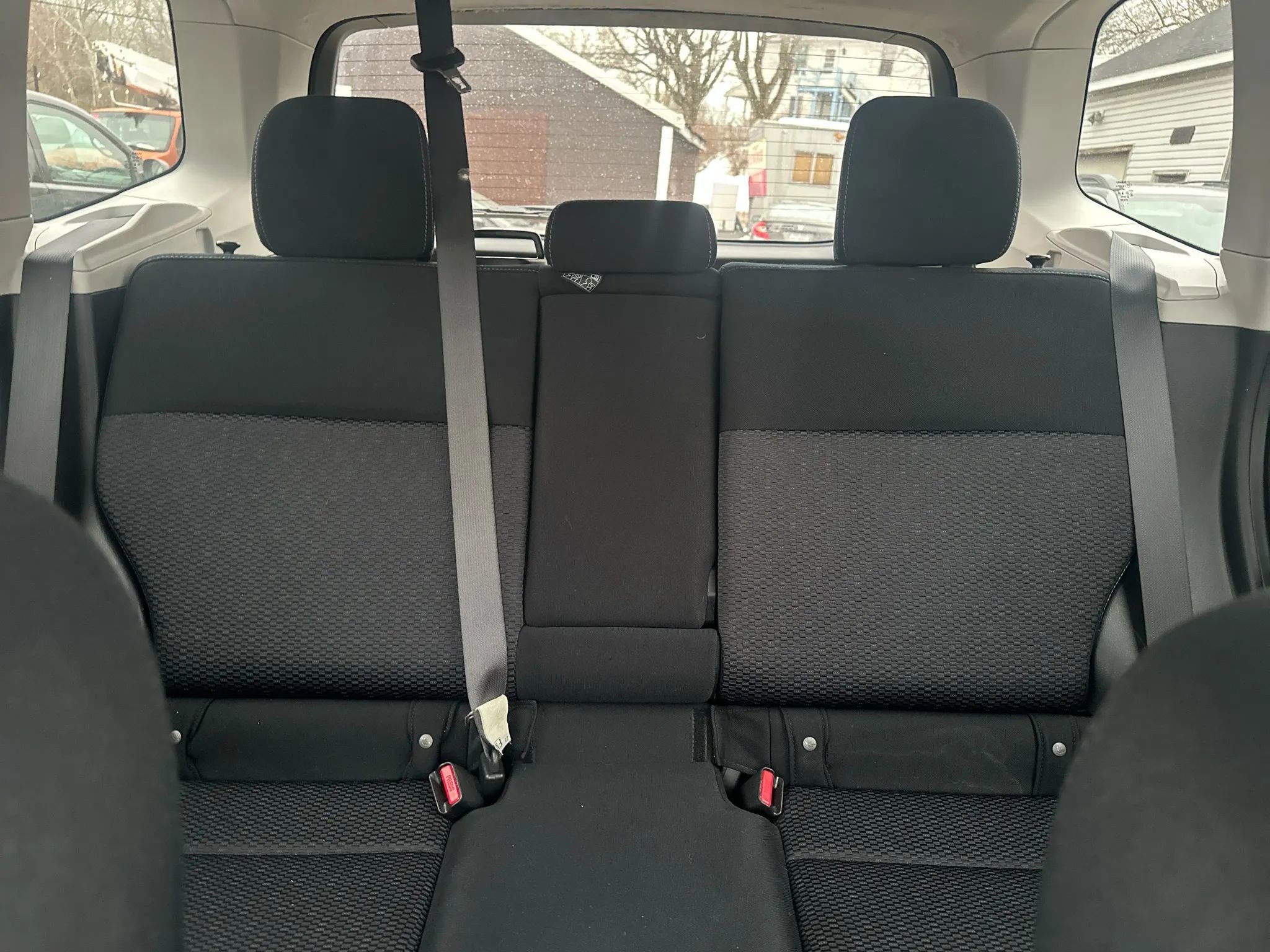 Used 2014 Subaru Forester 2.5i Premium w/ All-Weather Package AWD/4WD image 32