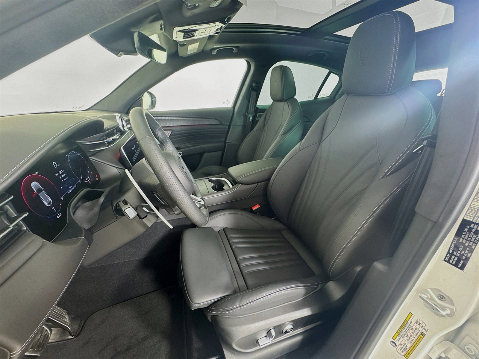 New 2026 Maserati Grecale Modena image 21