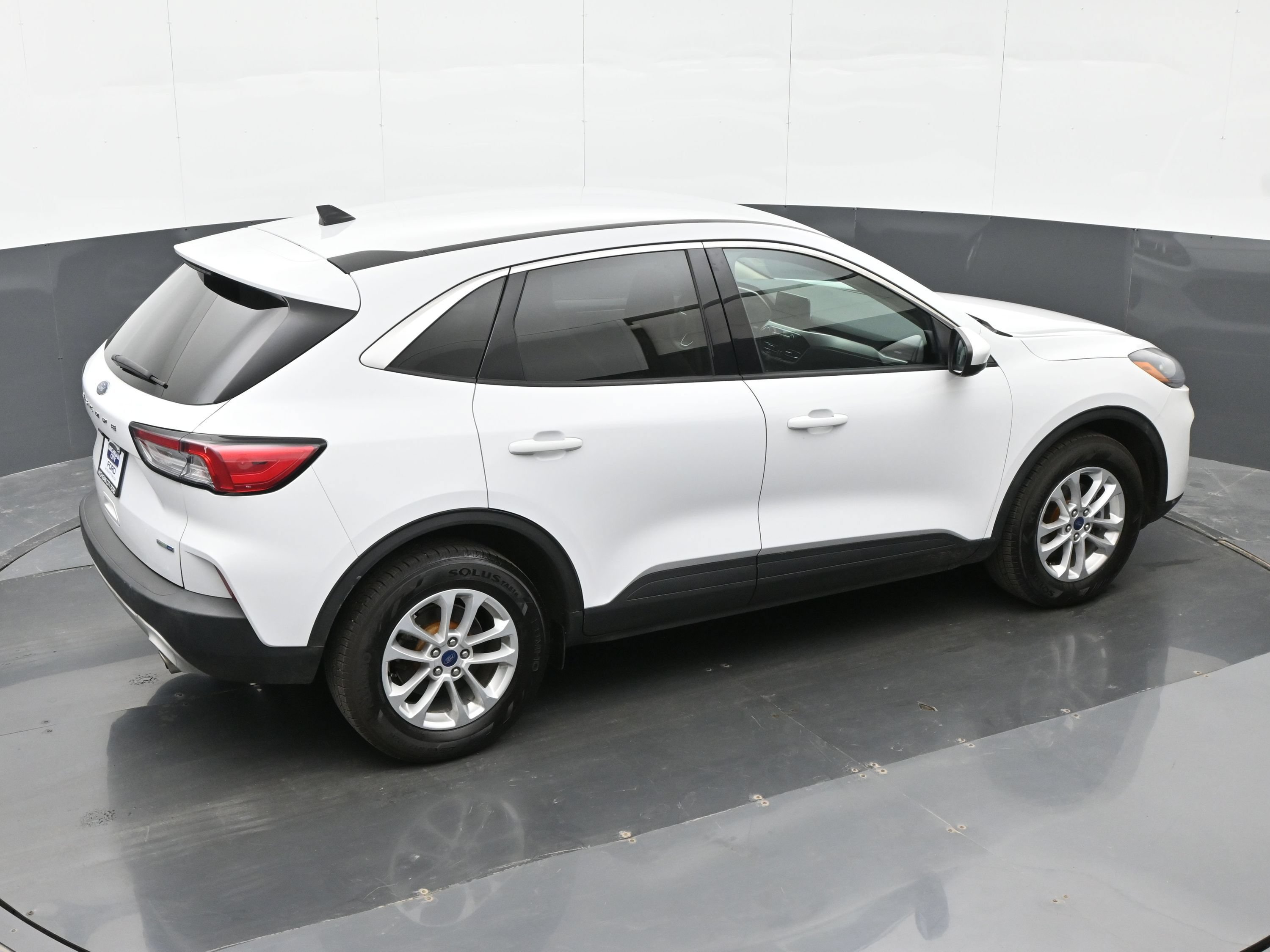 Used 2020 Ford Escape SE AWD/4WD image 36