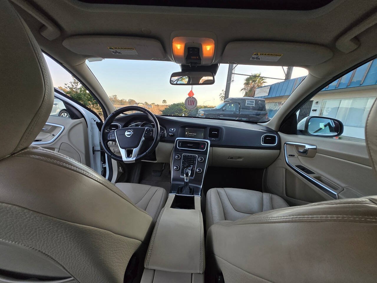 Used 2014 Volvo S60 T5 FWD image 23