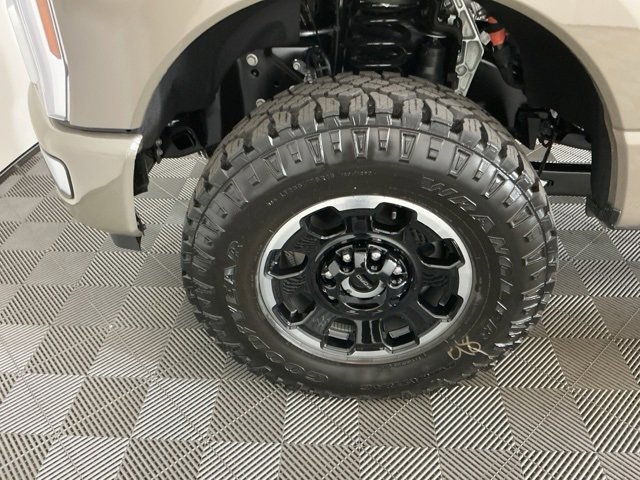New 2026 Ford F350 Platinum image 35