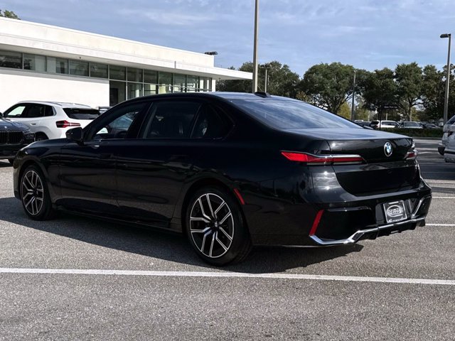 Used 2026 BMW 740i RWD image 5