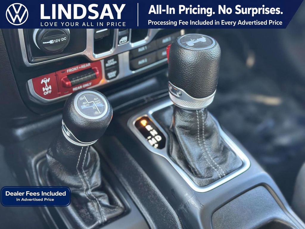 Used 2024 Jeep Wrangler Unlimited Rubicon 4xe AWD/4WD image 19