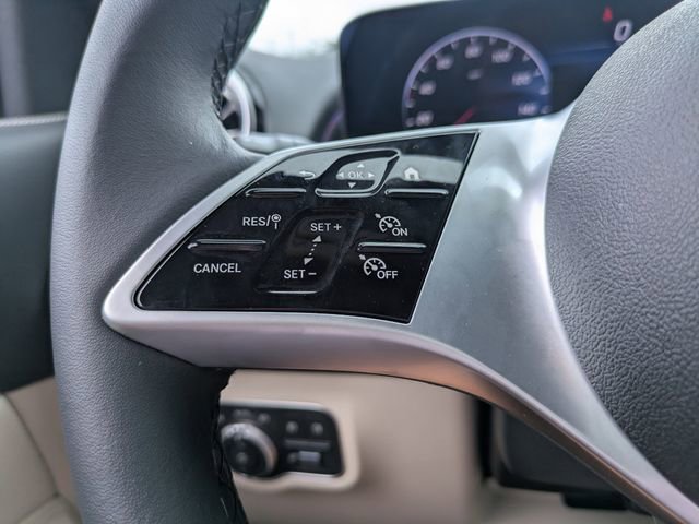 New 2026 Mercedes-Benz GLB 250 image 27
