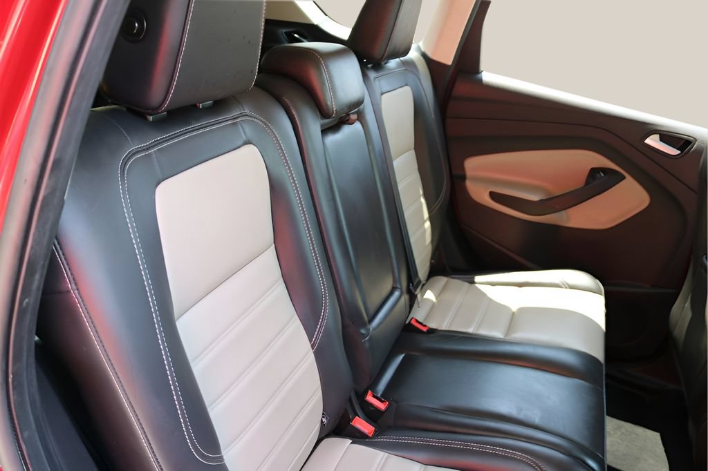 Used 2019 Ford Escape SEL FWD image 16