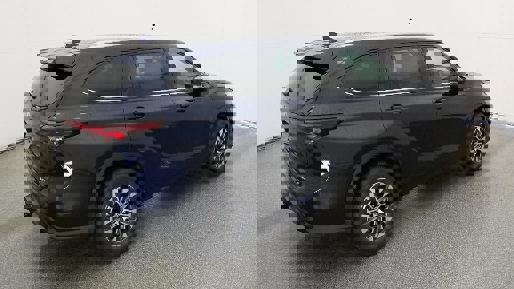 New 2026 Toyota Highlander XLE image 9