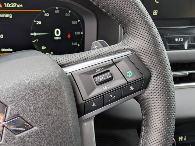 New 2026 Mitsubishi Outlander SE image 18