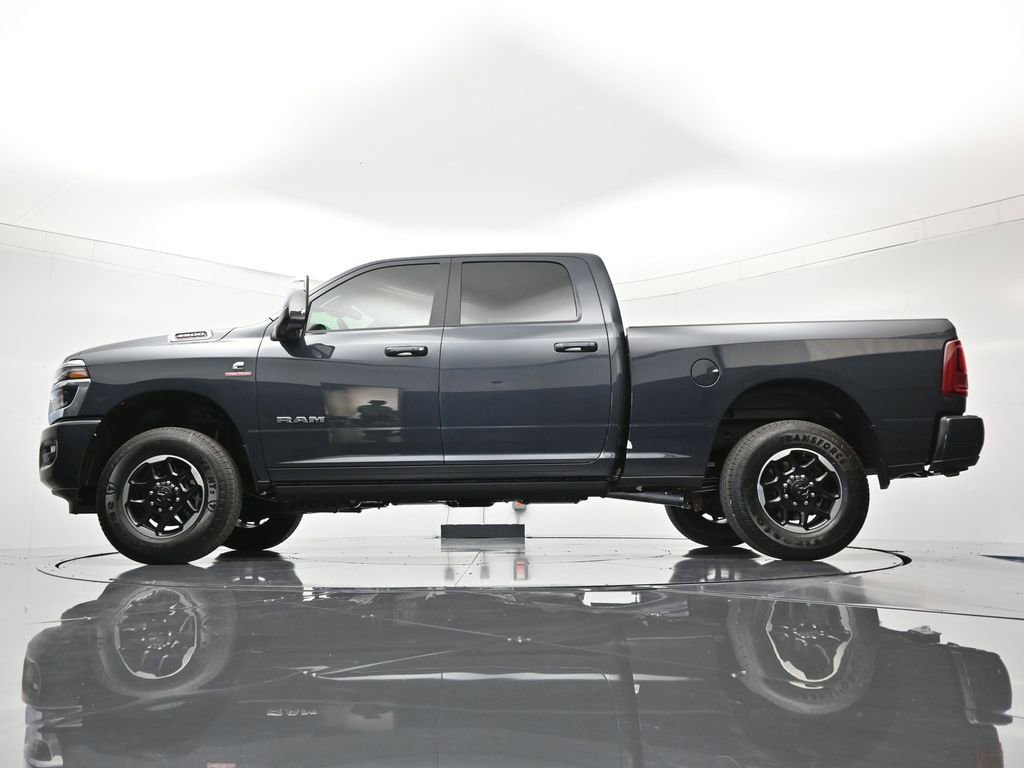 New 2026 RAM 3500 Laramie AWD/4WD image 45