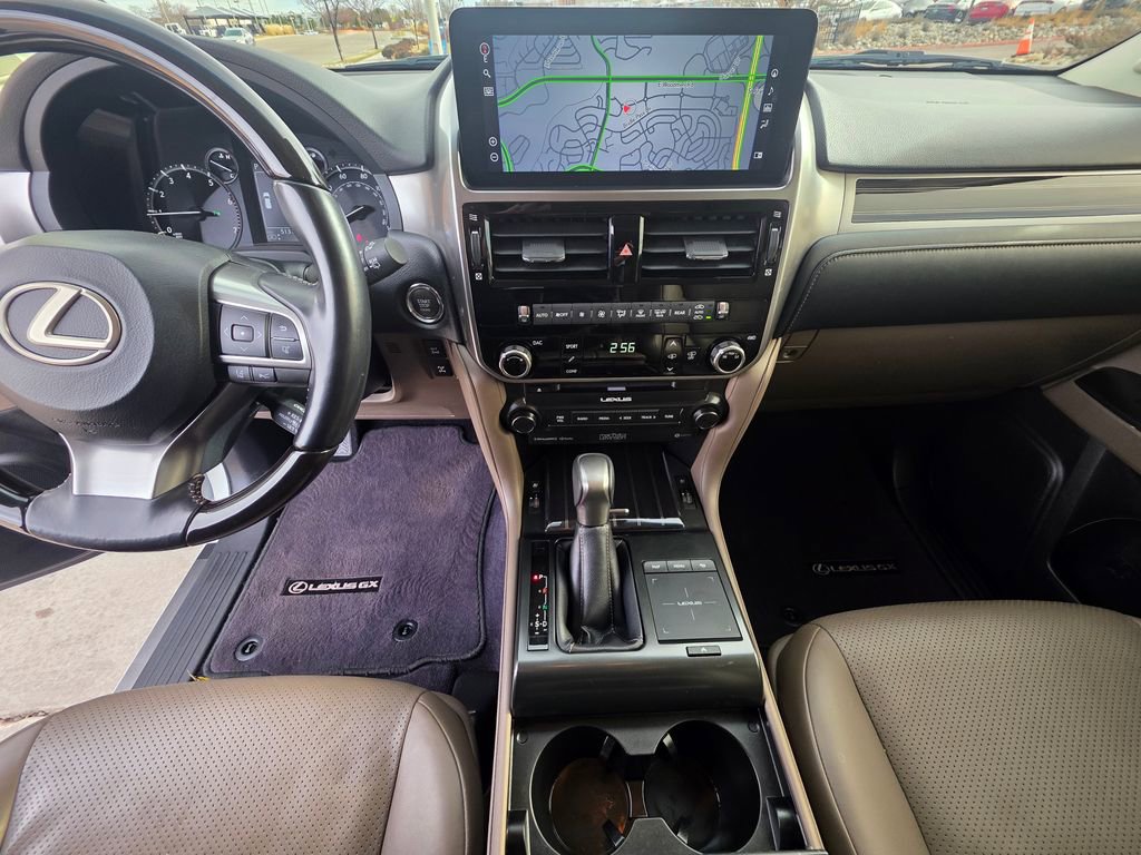 Used 2022 Lexus GX 460 Luxury image 17