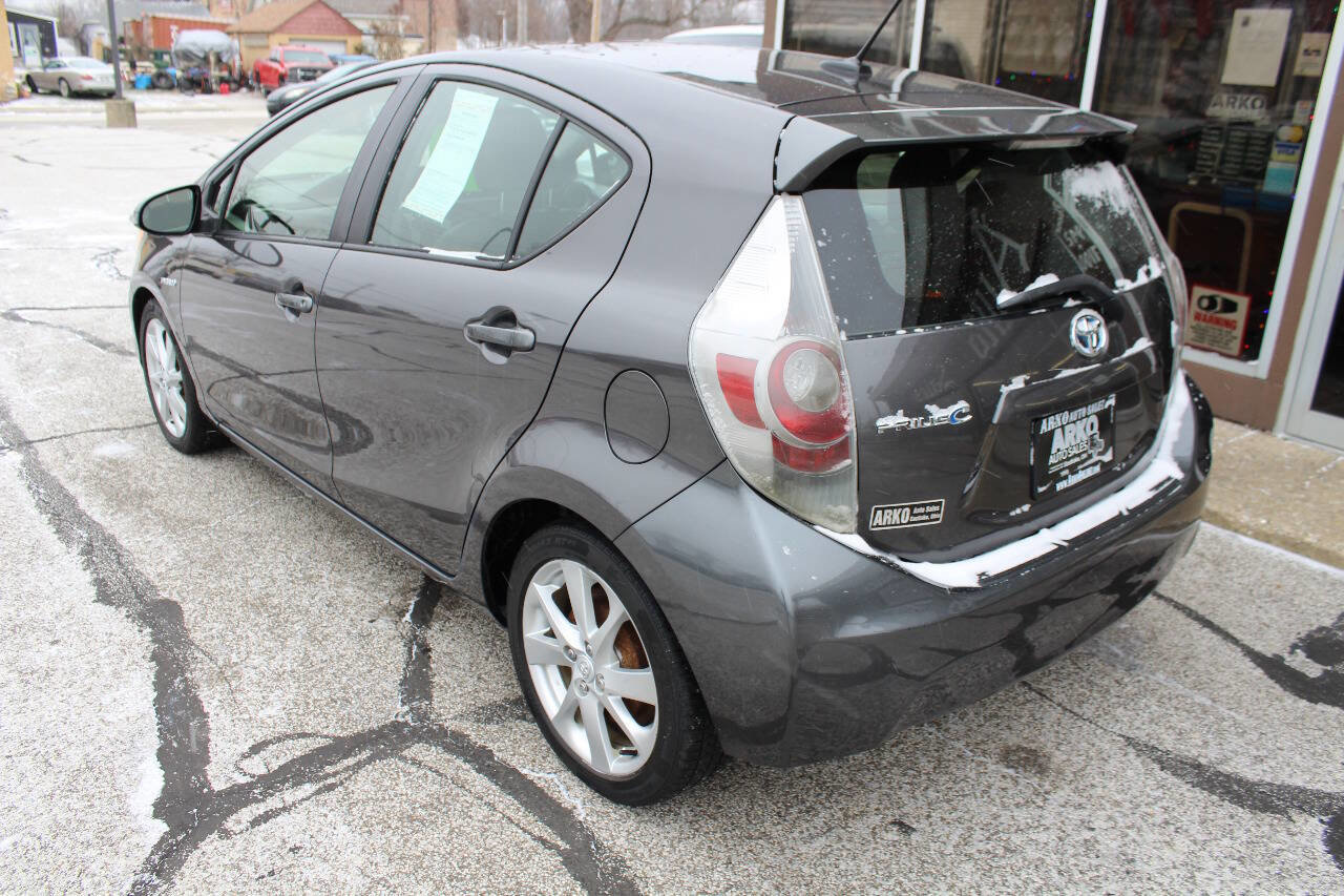 Used 2012 Toyota Prius C Four image 7