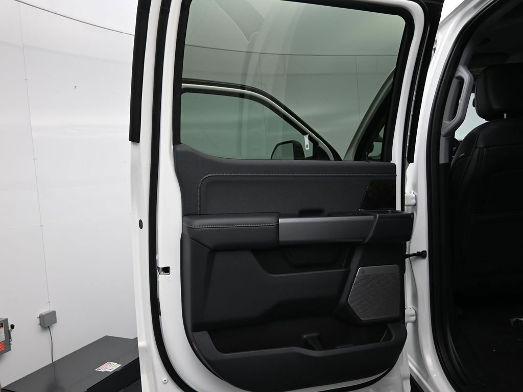New 2026 Ford F250 Lariat w/ Lariat Ultimate Package image 18