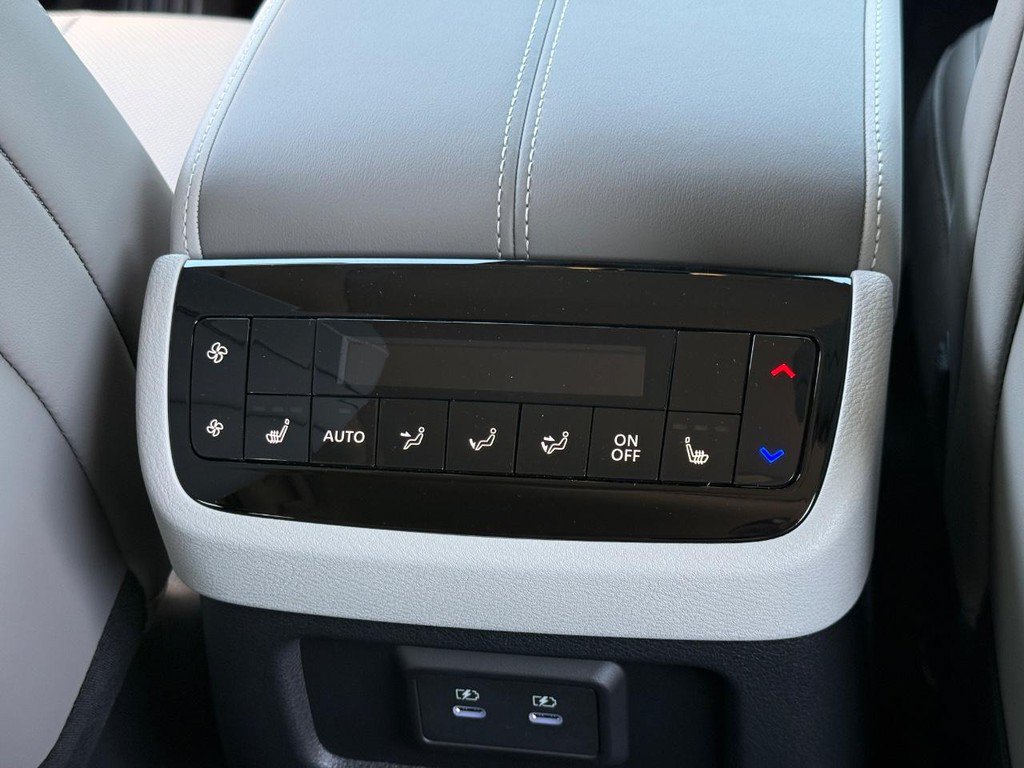 New 2027 INFINITI QX60 Luxe AWD/4WD image 10