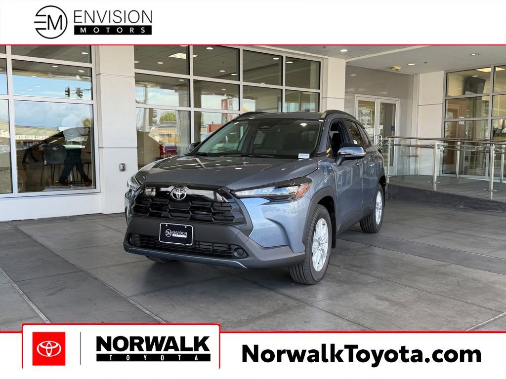 New 2026 Toyota Corolla Cross LE FWD video 1
