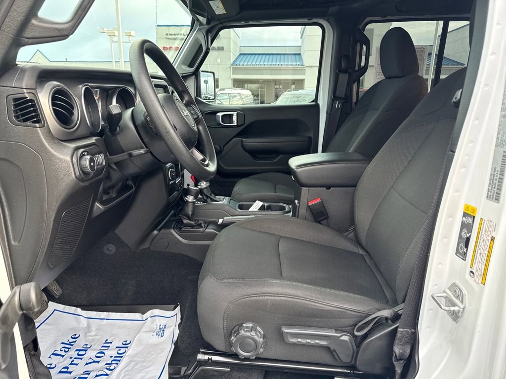 Used 2022 Jeep Wrangler Unlimited Sport image 9