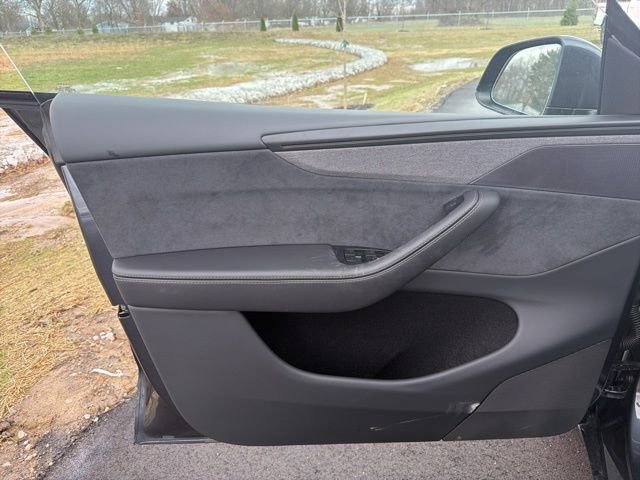 Used 2026 Tesla Model Y Long Range image 20