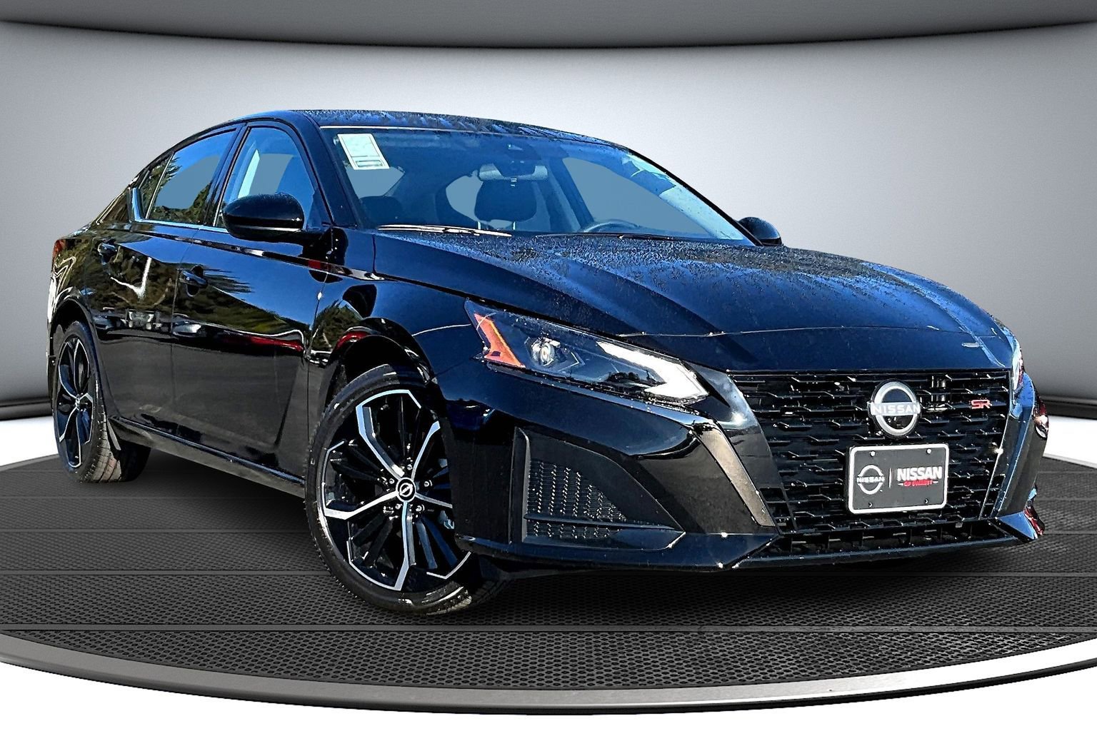 New 2025 Nissan Altima 2.5 SR image 1