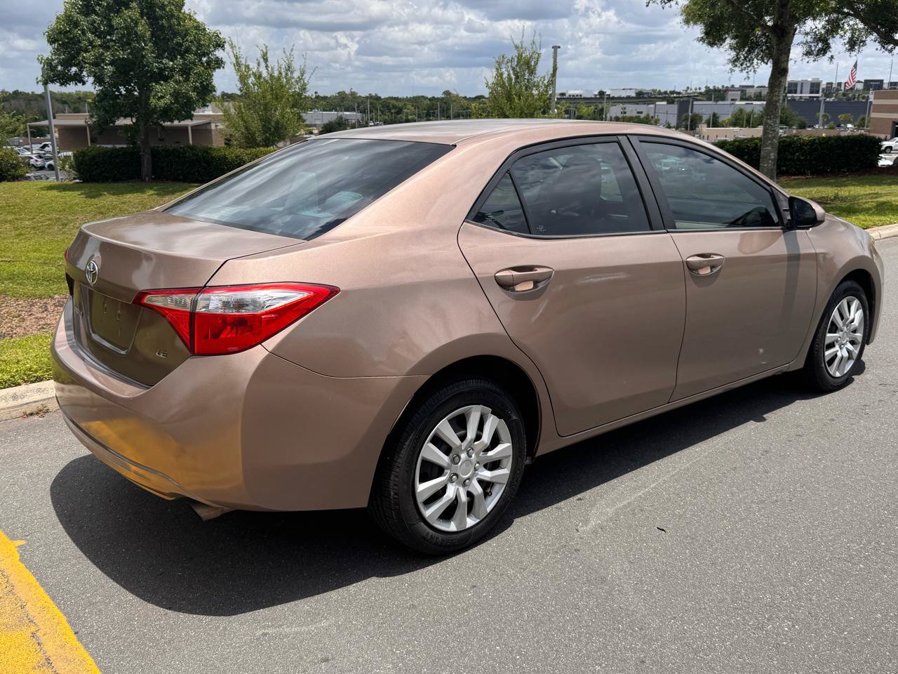 Used 2016 Toyota Corolla LE FWD image 37