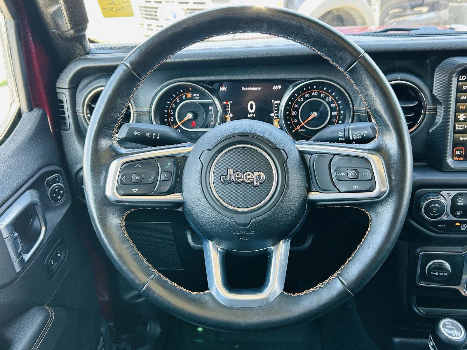 Used 2021 Jeep Gladiator Overland image 14