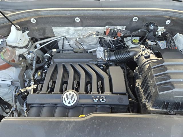 Used 2021 Volkswagen Atlas Cross Sport SEL Premium w/ Cross Sport MDO Package image 33