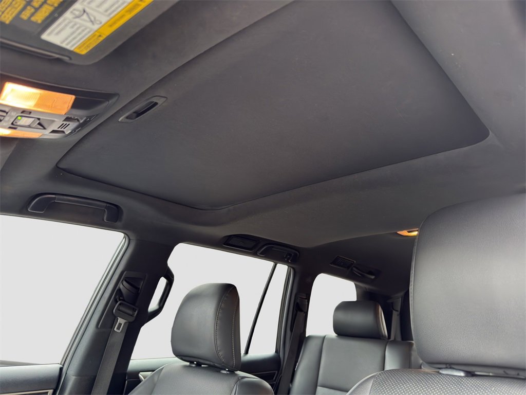 Used 2023 Lexus GX 460 Premium w/ Accessory Package image 7