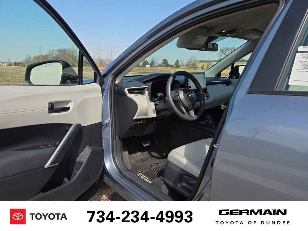 New 2026 Toyota Corolla Cross L image 19