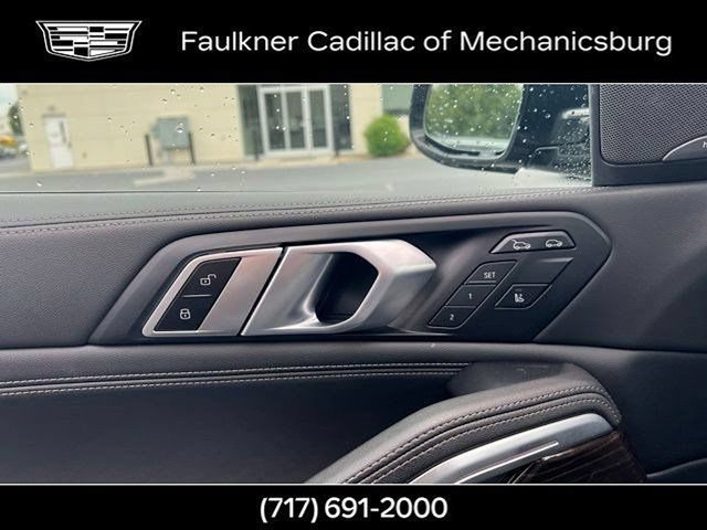 Used 2024 BMW X6 xDrive40i AWD/4WD image 29