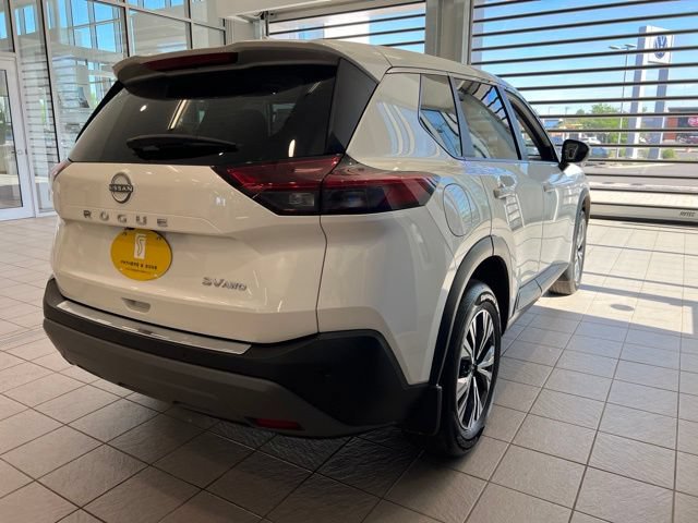 Used 2022 Nissan Rogue SV AWD/4WD image 7