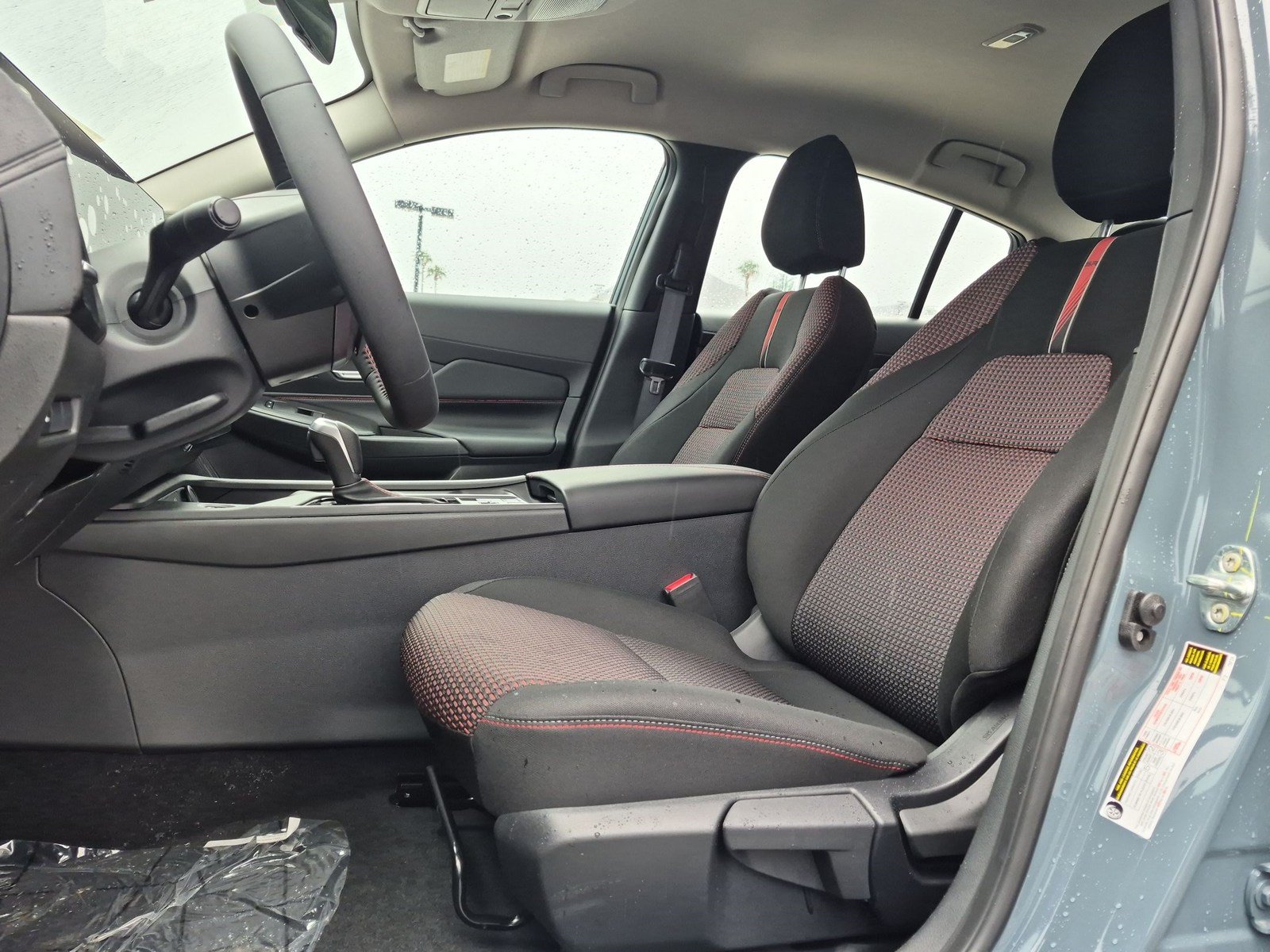 New 2027 Nissan Sentra SR w/ Floor Mat Package FWD image 12