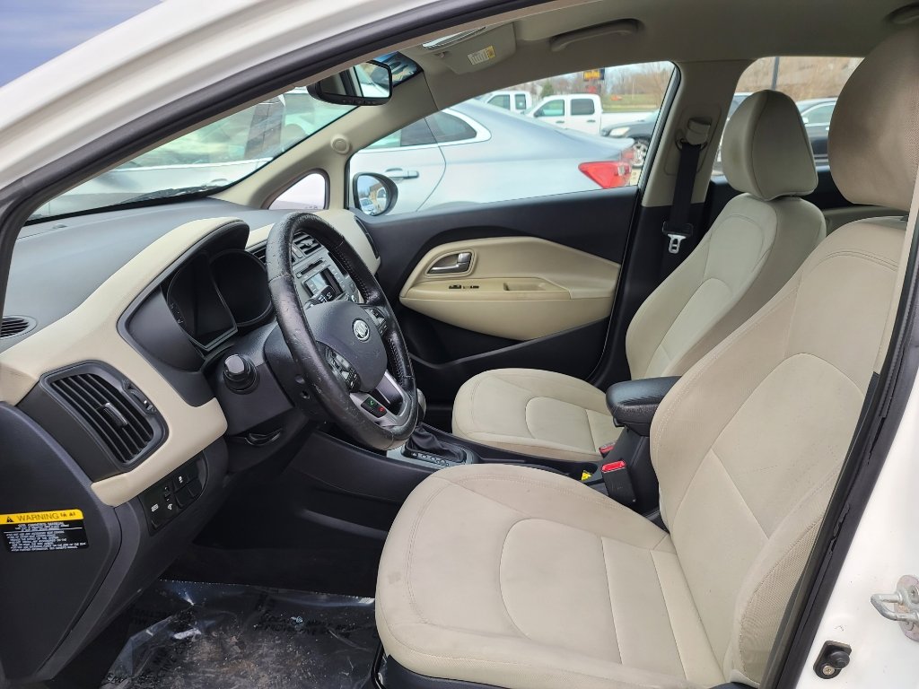 Used 2012 Kia Rio EX w/ Convenience Pkg FWD image 10