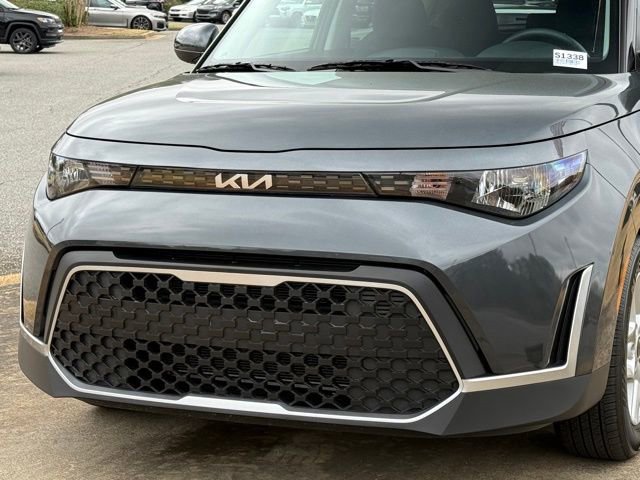 Used 2025 Kia Soul LX FWD image 10