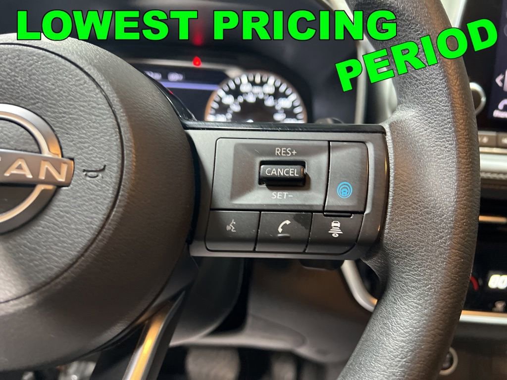 Used 2022 Nissan Rogue SV image 23