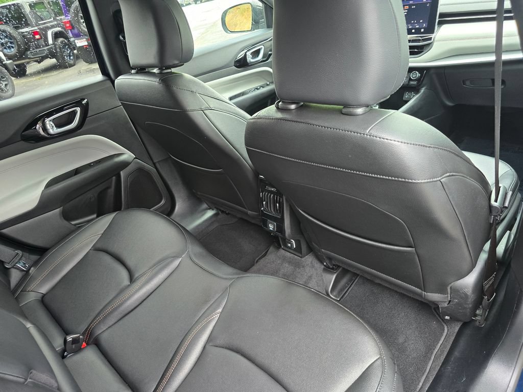 Used 2024 Jeep Compass Limited AWD/4WD image 26