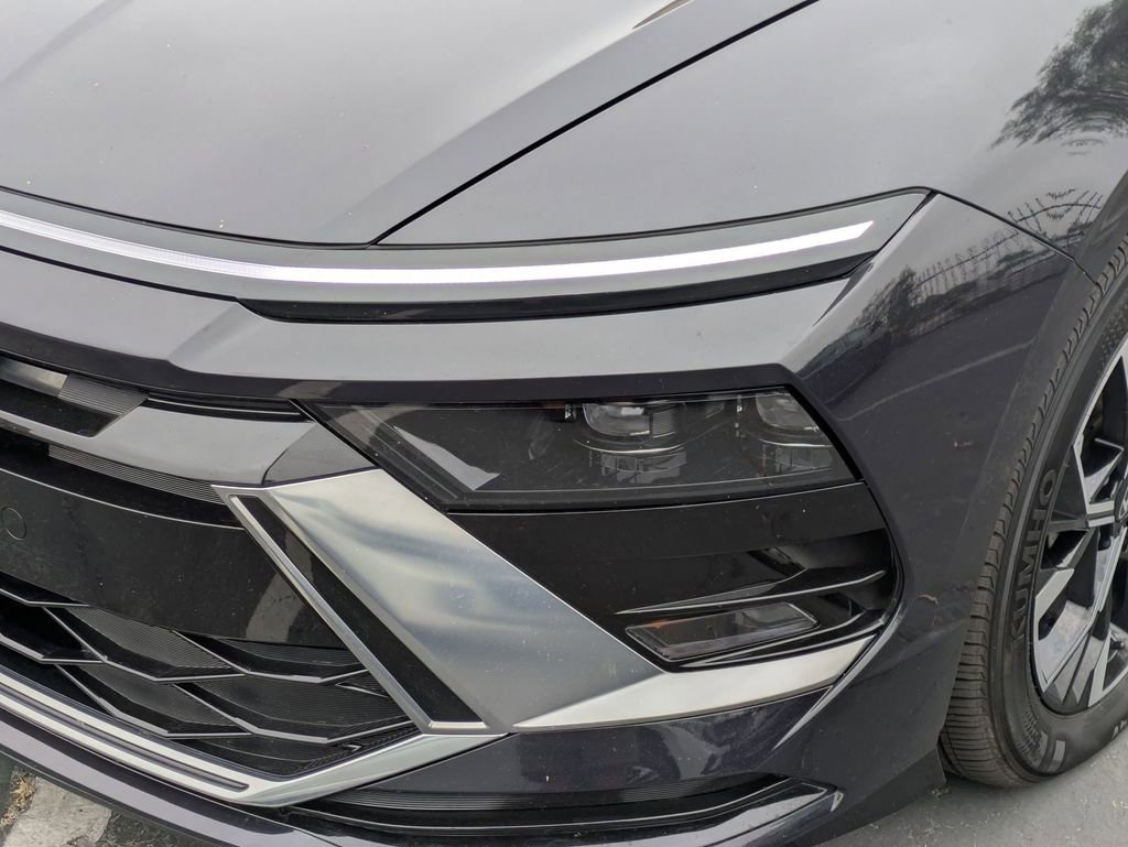 Used 2025 Hyundai Sonata SEL FWD image 11