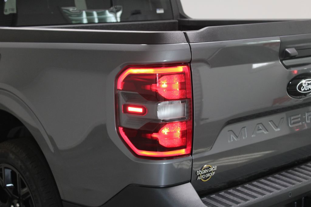 New 2025 Ford Maverick Lariat w/ Black Appearance Package image 52