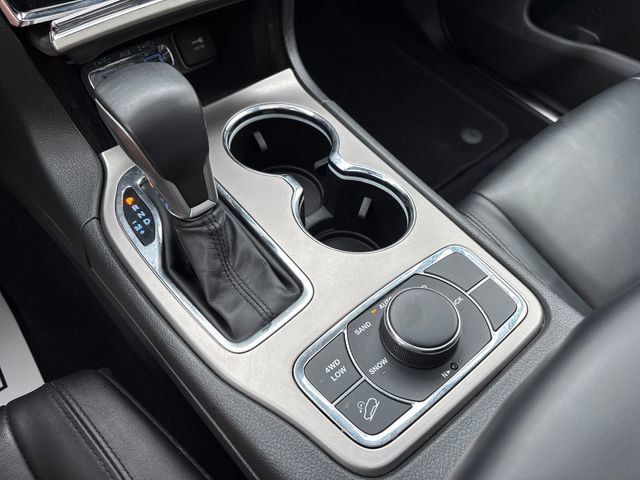 Used 2021 Jeep Grand Cherokee Limited w/ Sun & Sound Group AWD/4WD image 20